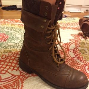Brown combat boots, size 7.5