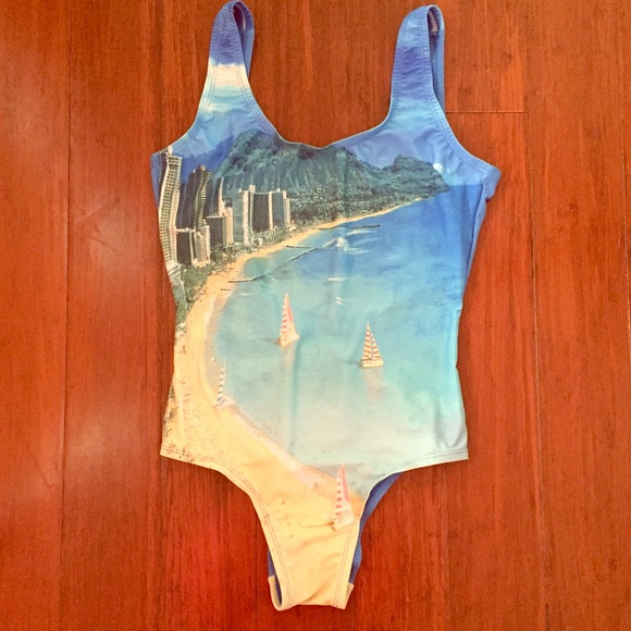 Forever 21 Other - NWOT Beach Print Swimsuit 👙