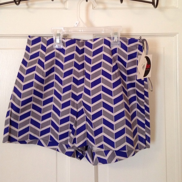 Grey and blue pattern shorts