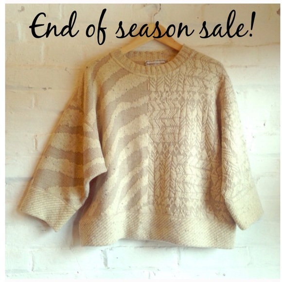 MAKE AN OFFER! Vintage Neutral Oversized Sweater!