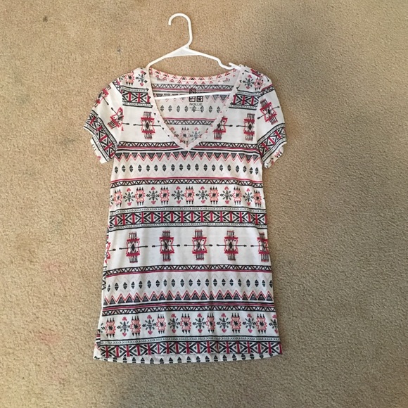Tribal V neck