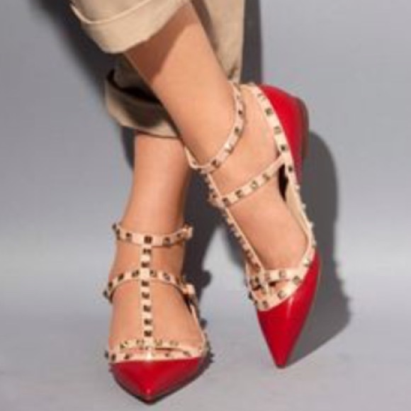 Rock studs flats in red