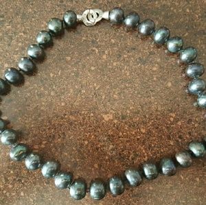 Tahitian Black freshwater pearl necklace