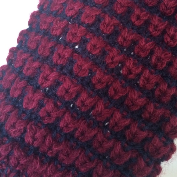 Waffle Knit Two Tone Sweater - Picture 3 of 4