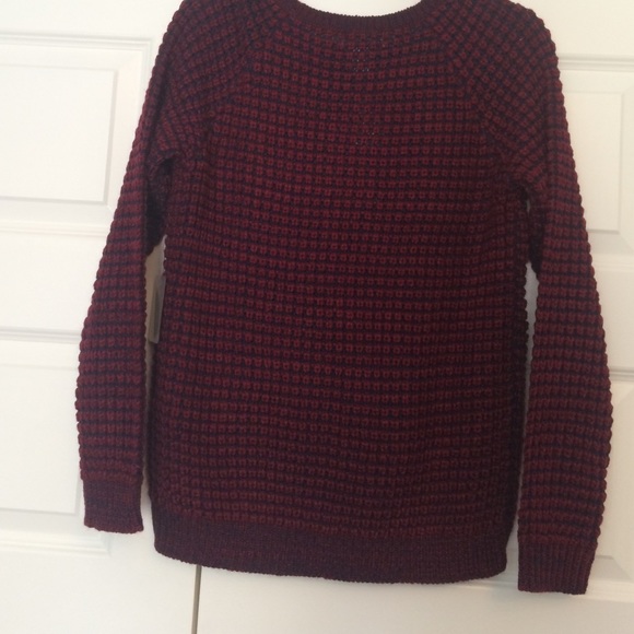 Waffle Knit Two Tone Sweater - Picture 4 of 4