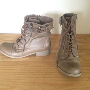 GUESS light brown combat boots, size 7