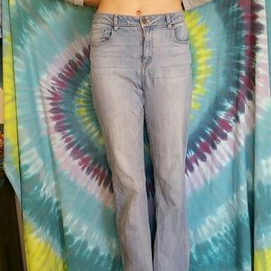 Retro style high waisted flare jeans