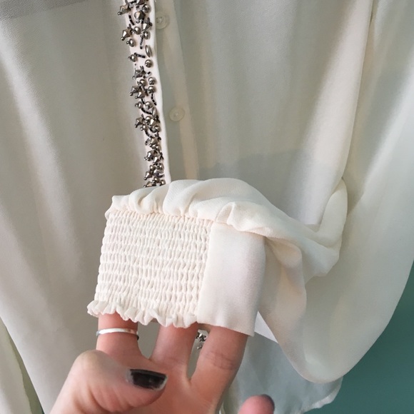 Fancy blouse - Picture 3 of 4