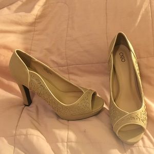 Cato tan heels