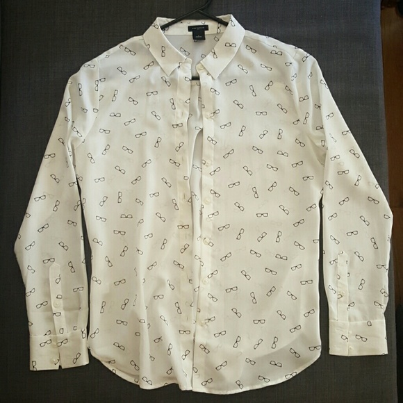 Cute "glasses" sheer shirt