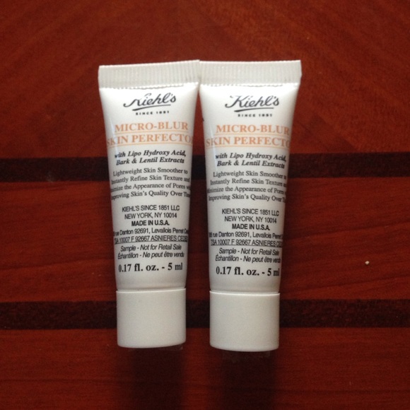 2 Kiehl's Micro-blur skin perfector travel size