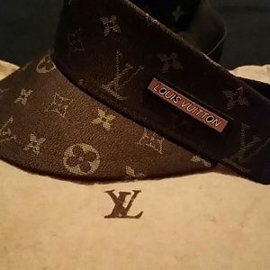 Louis Vuitton hat
