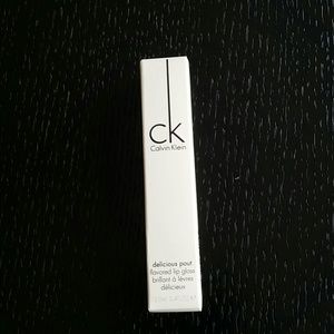 CK flavored lip gloss, pink