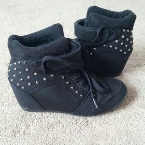 G by Guess Size 6 Ankle Boots