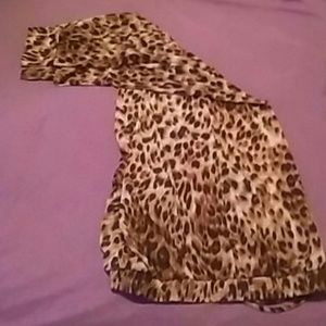 Animal print leggings