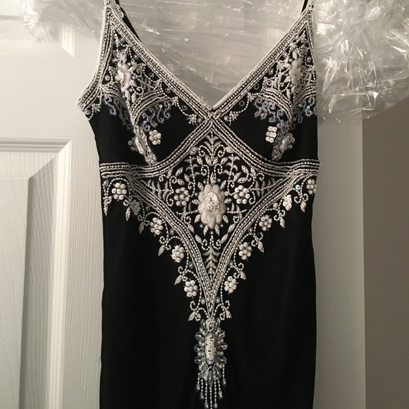 Beaded gown black / white - Picture 2 of 4