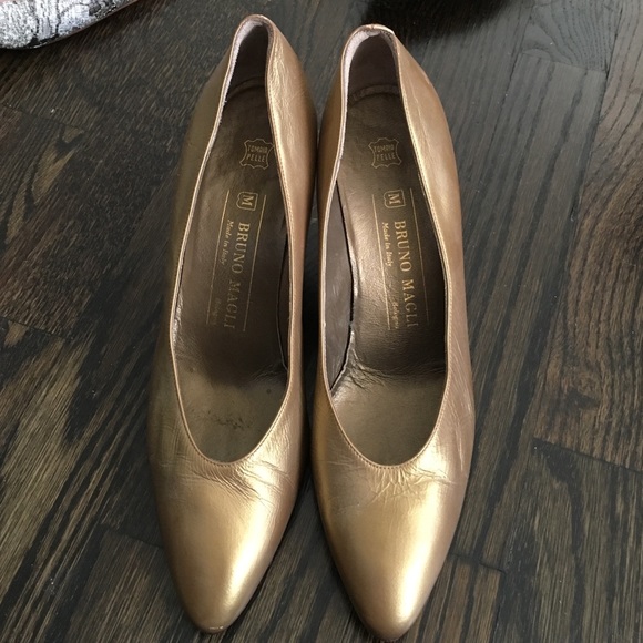 Gold Bruno magli pumps