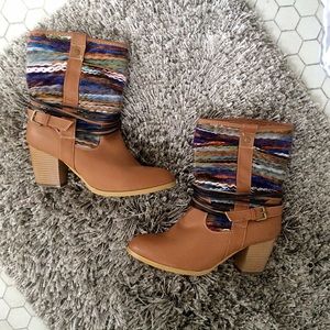 Francesca's Mid Calf Artistry Boots 🎉