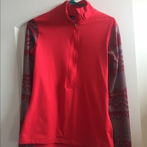 Rarely worn Nike dri fit quarter zip!