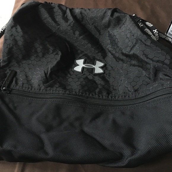 Used Under Armour Draw String Bag
