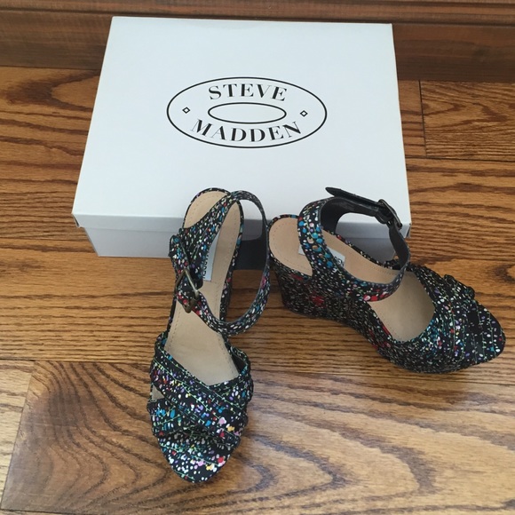 Steve Madden wedges