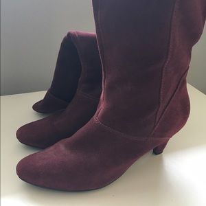 Maroon suede boots