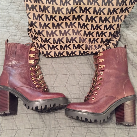 Guess booties. Brand new.