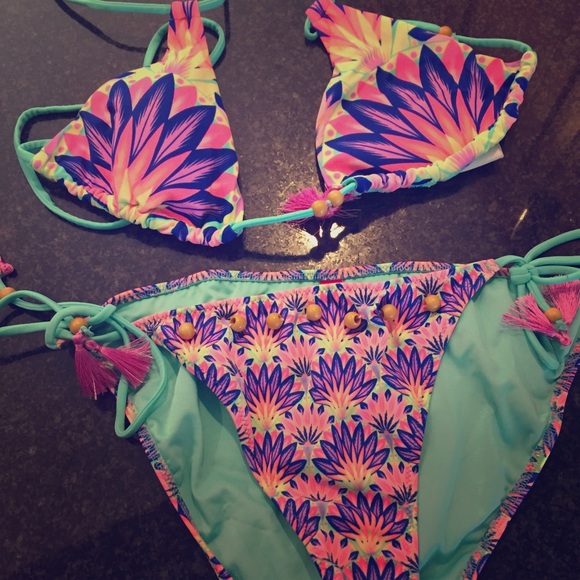 Victoria's Secret Triangle Top Bikini