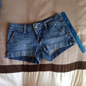 American Eagle short shorts