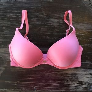 Victoria's Secret Fabulous 34D Bra