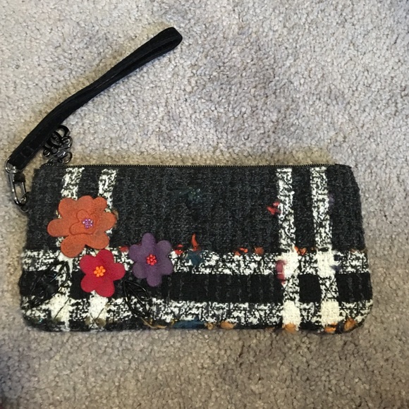 Vera Bradley wristlet