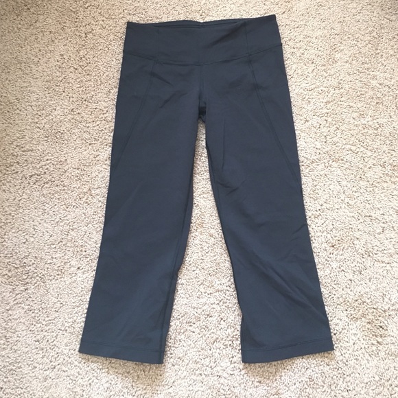 Capri lululemon leggings