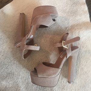 Steve Madden Taupe Suede Platform Sandals