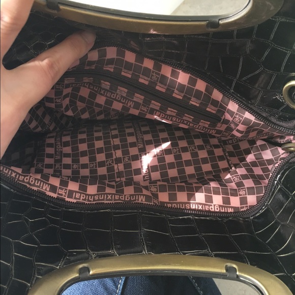 Purse - Picture 2 of 2