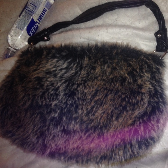 Jennifer Lopez Fur Purse