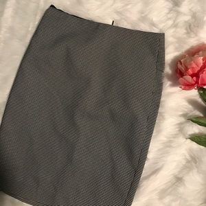 The Limited Skirt