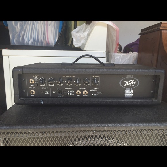 diamond series base and the amp is a pevey160 - Picture 3 of 4