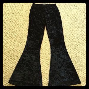 Fun & flattering crushed velvet bell bottoms!