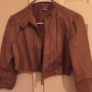 Cropped jacket