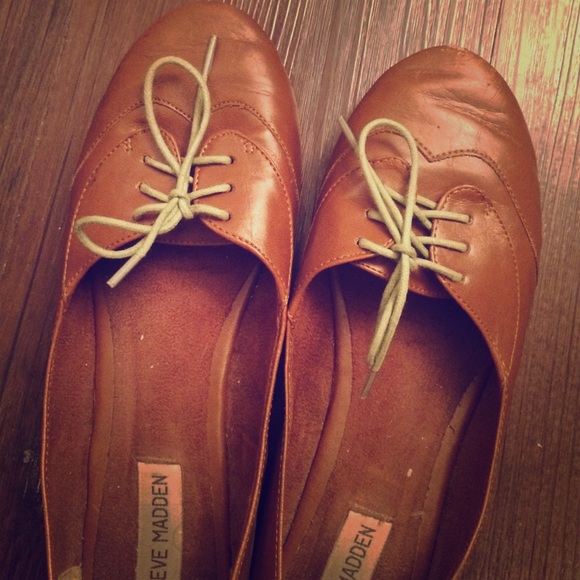 Steve Madden slip on shoes