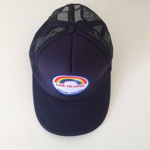 Pre-owned never worn Aviator Nation hat.