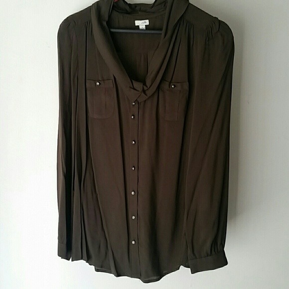 Long sleeve button down shirt