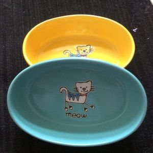 Ceramic cat dish