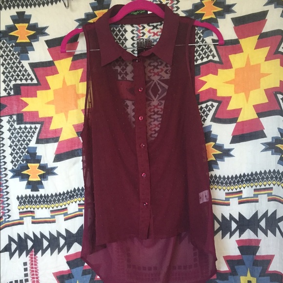 🎉 Maroon Collared top