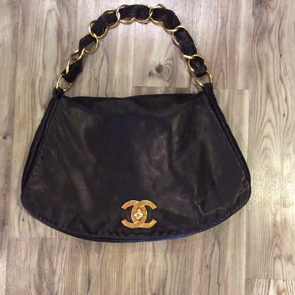 SOLD!  CHANEL purse - no bundle - price firm;) - Picture 1 of 4