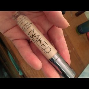 Urban Decay Naked Skin Concealer