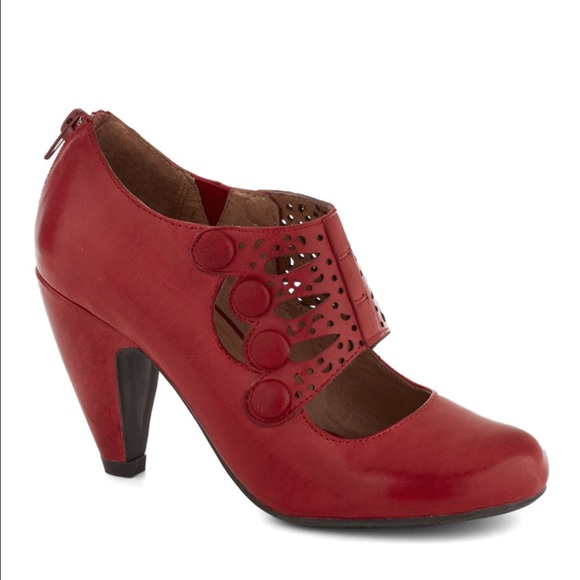 Miz Mooz red dress heels