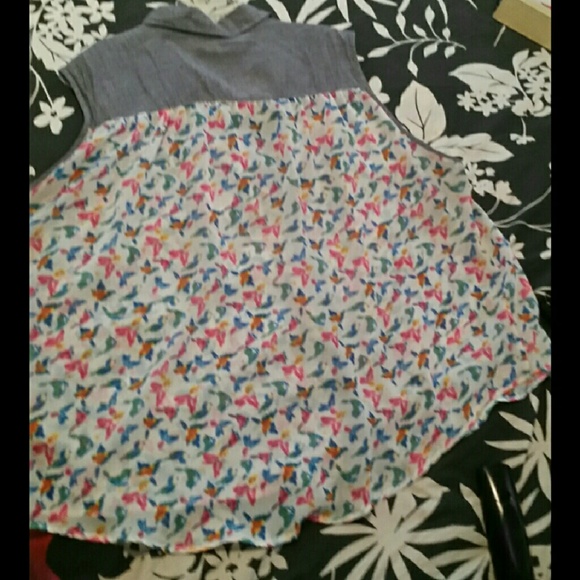 Beautiful Jean Top with Butterflies - Picture 2 of 2