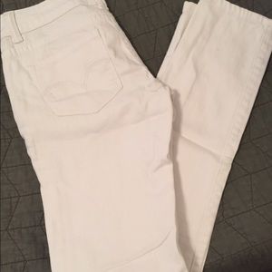 P&p white stretch skinny jeans