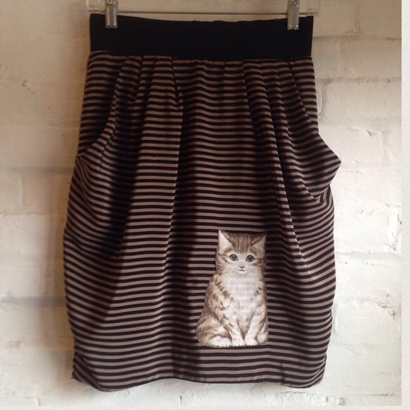 HP 🎉 Altered OOAK Striped Skirt w/ Vintage Cat!